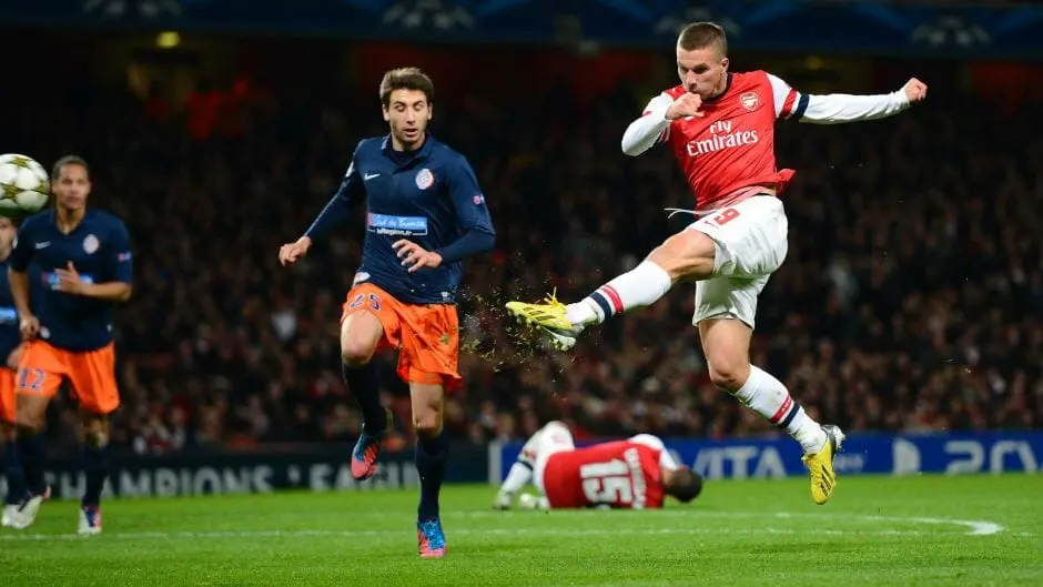Podolski - That's how to hit a volley