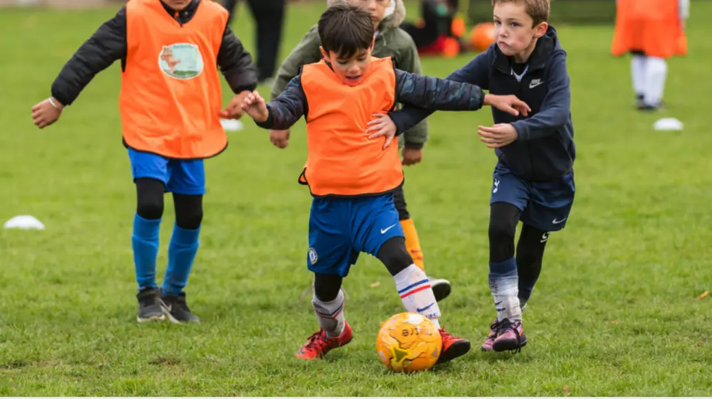 Primary School Football | We Make Footballers