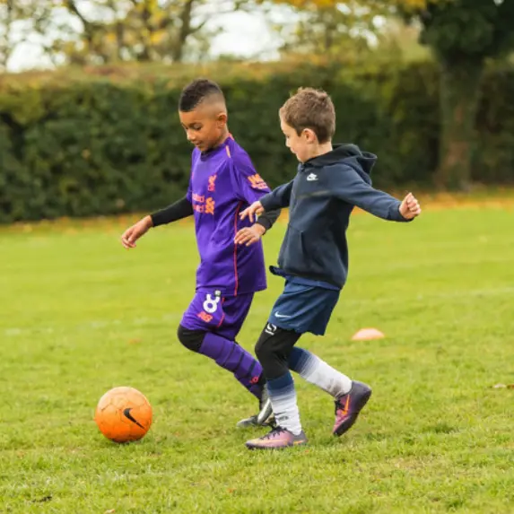 They play football well. Футбольный талант. Play Football. Play Football для детей. They Play Football.